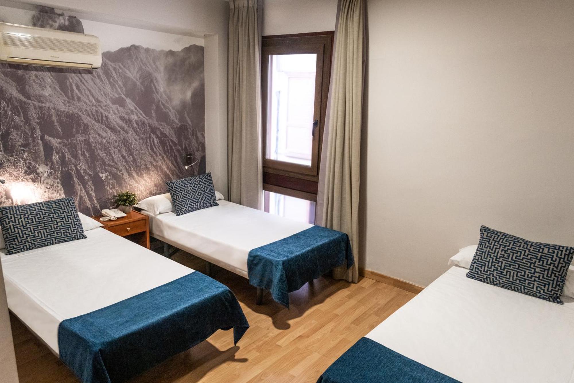 סנטה קרוז דה טנריף Hotel Adonis Plaza מראה חיצוני תמונה